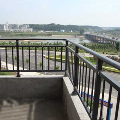 樓頂鋅鋼護欄網(wǎng)