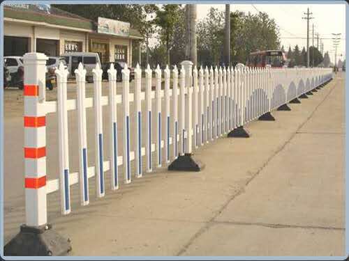 道路隔離柵